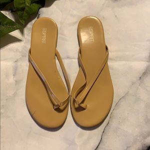 Esprit Flip Flops